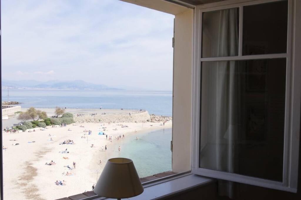 Bord De Mer - Ac, Wifi, Chic, Sea View, Beach 2 Minutes Walk Antibes Bagian luar foto